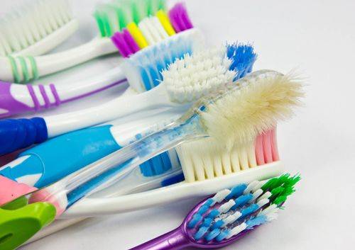 Ten Fun Things To Do With Your Old Toothbrush - Clearwater Dentistry