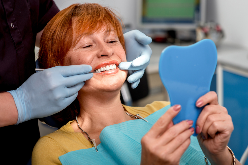 Comparing Dental Implants and Dentures: What's Best for You?  